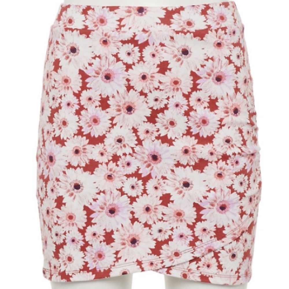 *NWT* Juniors SO® Wrap Shirring Mini Skirt Daisy Floral Flirty Preppy Size Large